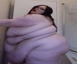 SSBBW SEXY FAT GIRL..